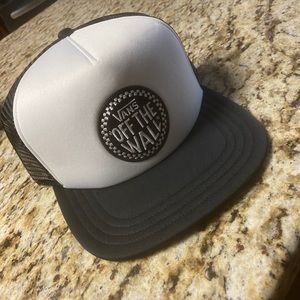 Vans Forever trucker hat (NEW)